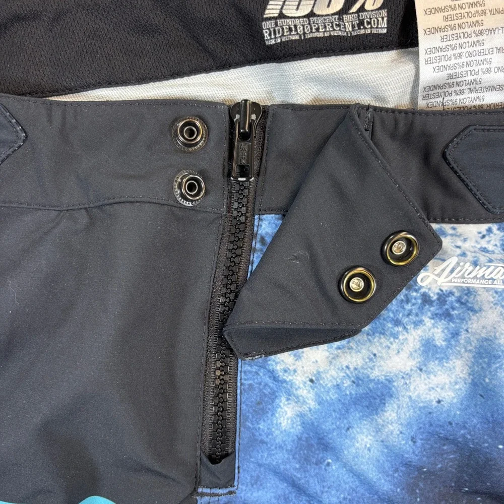 100% Airmatic Shorts Mens 34 Blue Galaxy MTB Mountain Bike Performance Trail